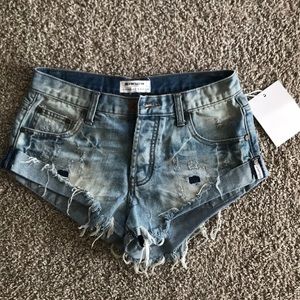 NWT! One Teaspoon Blue Jack Bandits Jean shorts